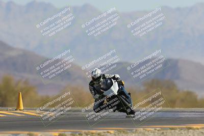 media/Apr-09-2023-SoCal Trackdays (Sun) [[333f347954]]/Turn 14 (1015am)/